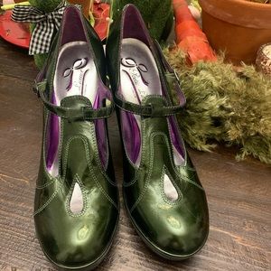 Poetic License Mary Jane Sz 7.5